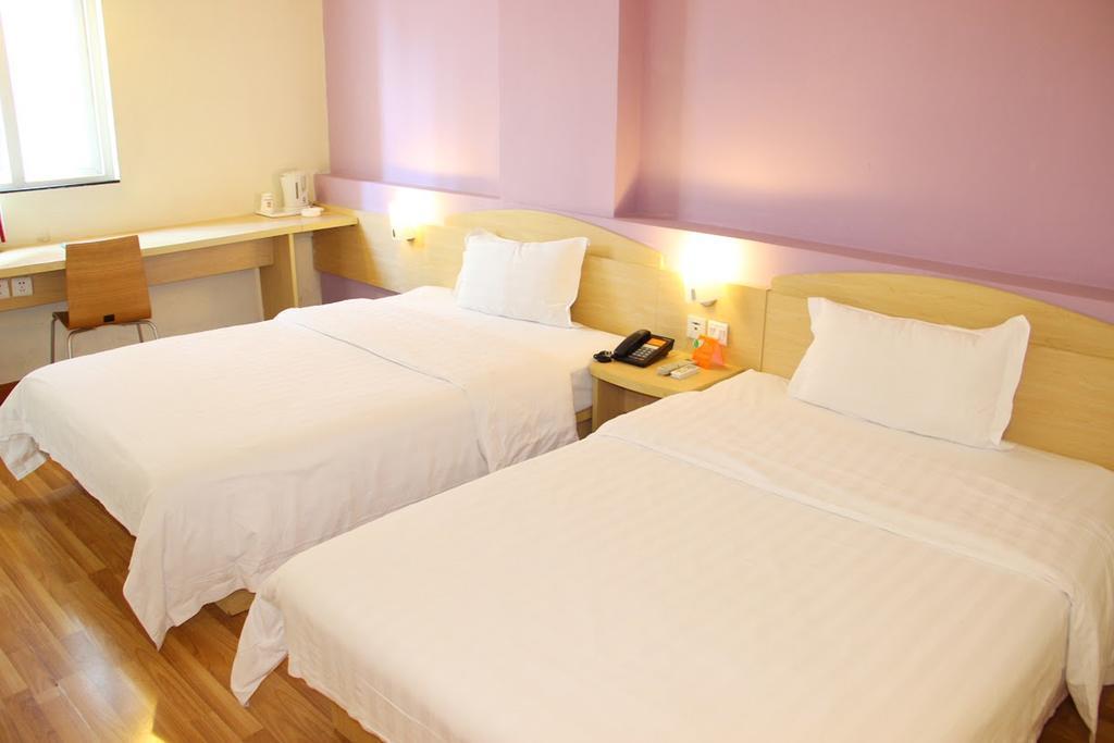 7Days Inn Dalian Heishijiao Software Park מראה חיצוני תמונה