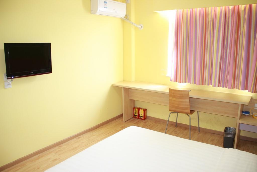 7Days Inn Dalian Heishijiao Software Park מראה חיצוני תמונה