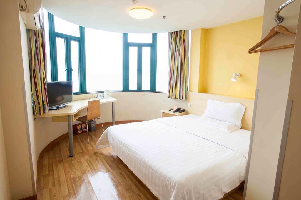 7Days Inn Dalian Heishijiao Software Park מראה חיצוני תמונה